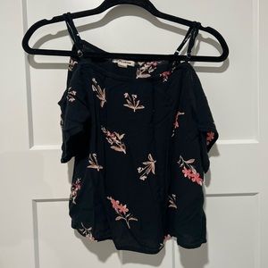 Cold shoulder top